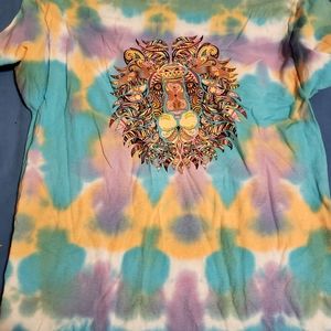 Tie dye w/ lion